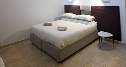 Suitehome B&B with bath