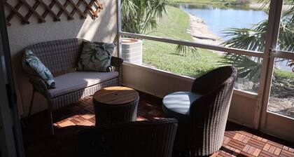 Charming 2-bedroom townhome with water view and resort style pool