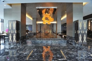 Lobby - La Quay Hotel (Dongguan Houjie Convention and Exhibition Center) (Dongguan)