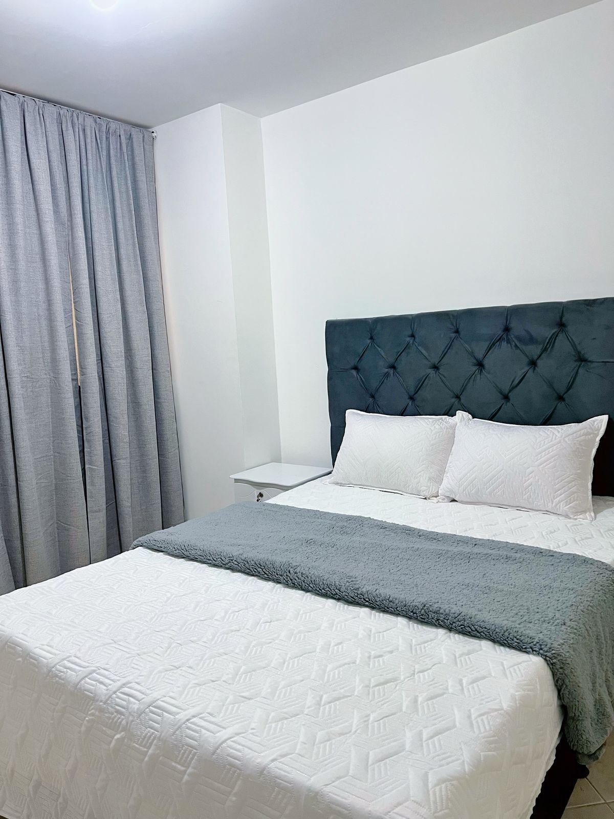 2 Schlafzimmer, Zimmersafe, Bügeleisen/Bügelbrett, WLAN