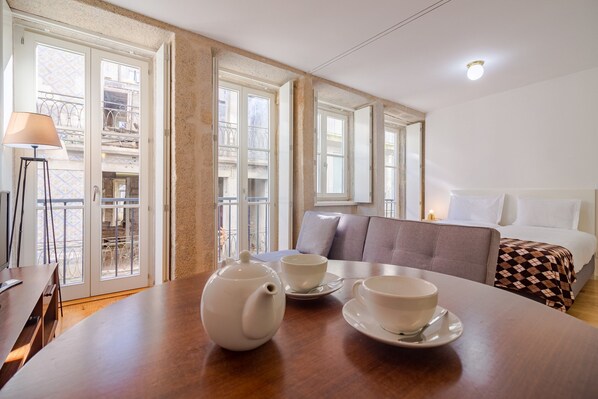 Apartment | Interior detail - Central Porto Apartment With Balcony (Porto)