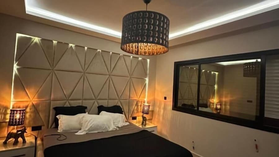 Luxury Central Cosy Villa