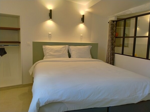 1 habitación, wifi y ropa de cama 