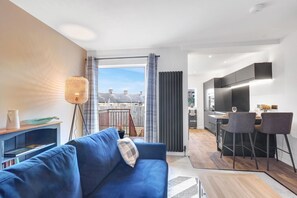 Smart-tv en een open haard