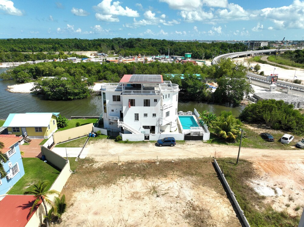 See Belize Sea View Vacation Rental