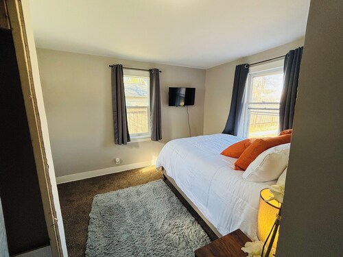 Charming. Cozy. Central Location.