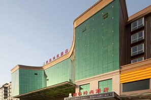 Unclassified image, 4 of 26, button - Mingjun Fashion Hotel (Shangqiu)