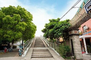 View from property - Jitai Boutique Hotel (Shanghai Expo Park Gaoke West Road Subway Station) (Shanghai)