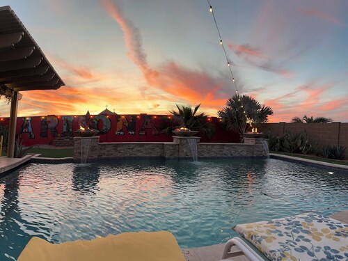 Heated Swim Up Oasis, Hot Tub, Game Room, 100” TV