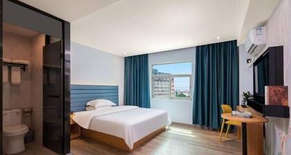 Qicheng Hotel (Shenzhen Guanlan Dahe Road)