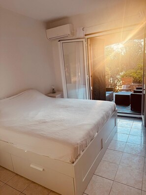 2 dormitorios, tabla de planchar con plancha, wifi