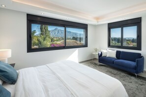 5 Schlafzimmer, Bügeleisen/Bügelbrett, WLAN, Bettwäsche