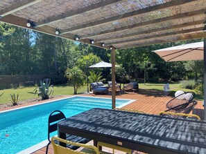 Outdoor pool, a heated pool - Magnificent villa with swimming pool between lakes and ocean (Biscarrosse)
