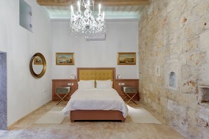Room, 1 Bedroom, Smoking | 1 bedroom - Room-ta' Karmenu - An 800 Year old Moder (Rabat)