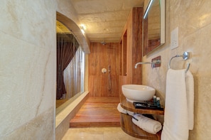 Room, 1 Bedroom, Smoking | Bathroom - Room-ta' Karmenu - An 800 Year old Moder (Rabat)