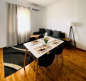 Dining - Olympia House Dionisos and Dimitra 2 (Linaria)