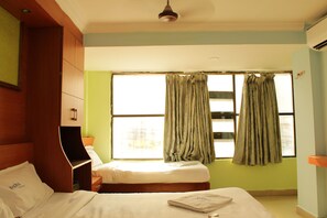 Deluxe-Suite, Stadtblick | Kostenloses WLAN