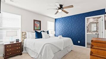 3 bedrooms, desk, iron/ironing board, WiFi