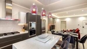 Apartment, 3 Bedrooms, Accessible, Smoking | Dining room - Luxury & Cosy 3 Bedroom Apt in Gzira & Sliema, Close Stjulians by Walk (Gzira)