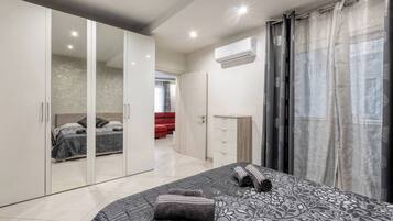 Apartment, 3 Bedrooms, Accessible, Smoking | 4 bedrooms