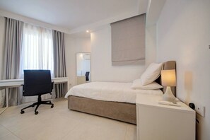Apartment, 3 Bedrooms, Smoking, Private Pool | 3 bedrooms