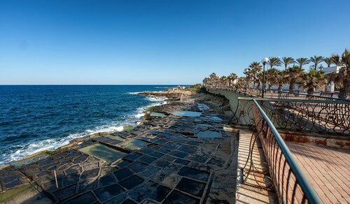 Bellavista Bayview Penthouse Terrace
