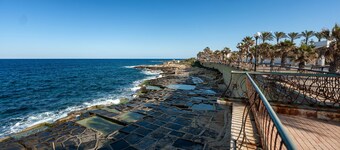 Bellavista Bayview Penthouse Terrace