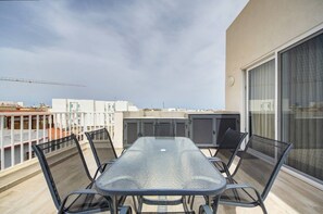 Appartement, 2 chambres, fumeurs | Balcon