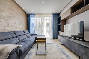 Living room - Beautiful 2 BDR Penthouse Near Valletta Sleeps 6 (Hamrun)