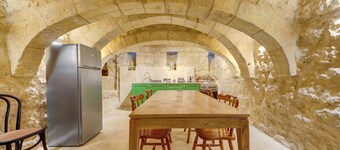 Room-ta Karmenu - An 800 Year old Modern