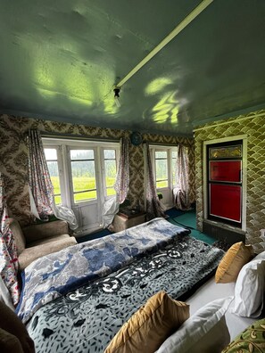 Iron/ironing board, free WiFi - hotel cozy (Pahalgam)