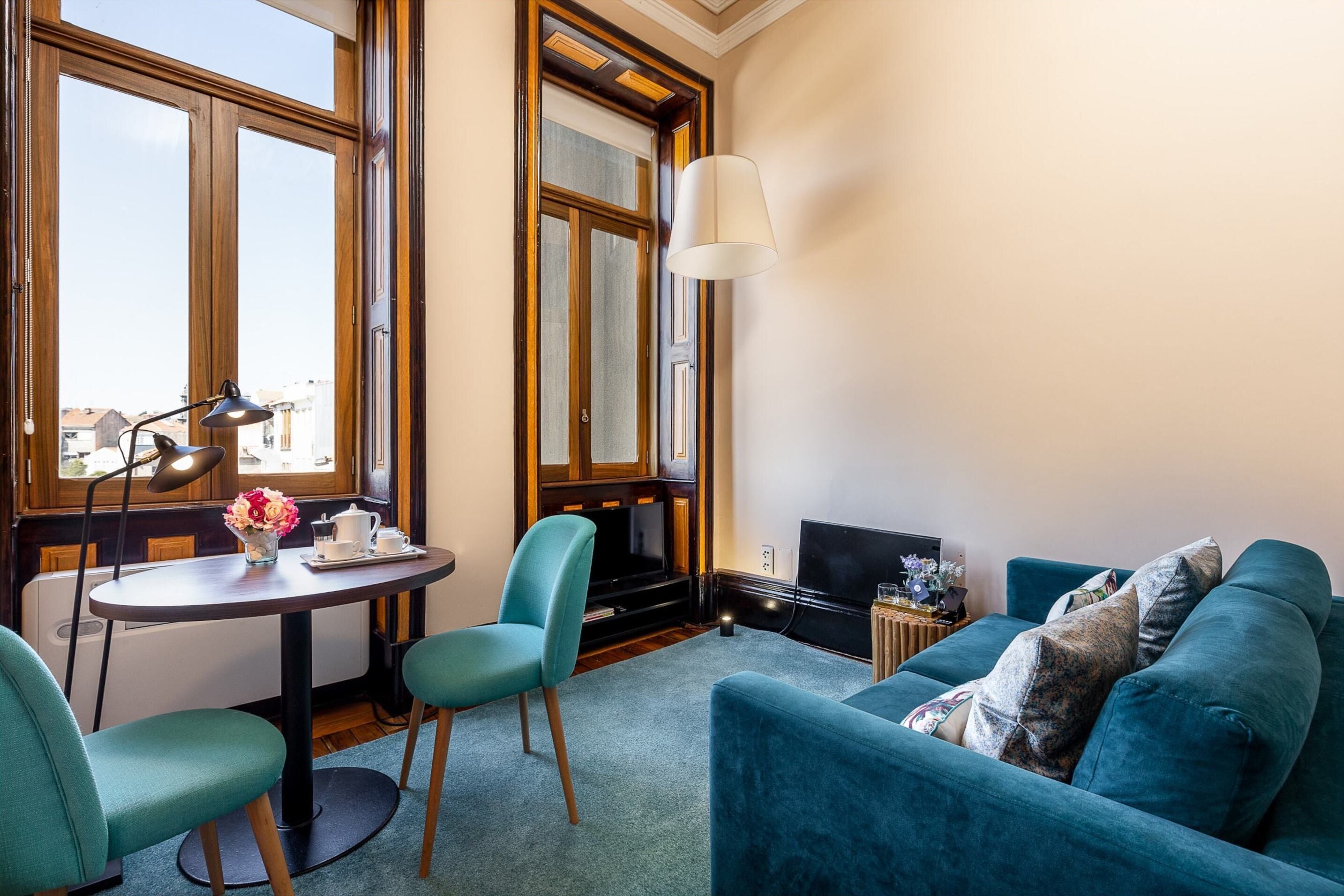 Apartamento | Sala de estar | Lareira