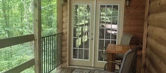 Golden Oak Cottage Hocking Hills