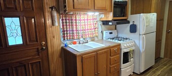 Golden Oak Cottage Hocking Hills