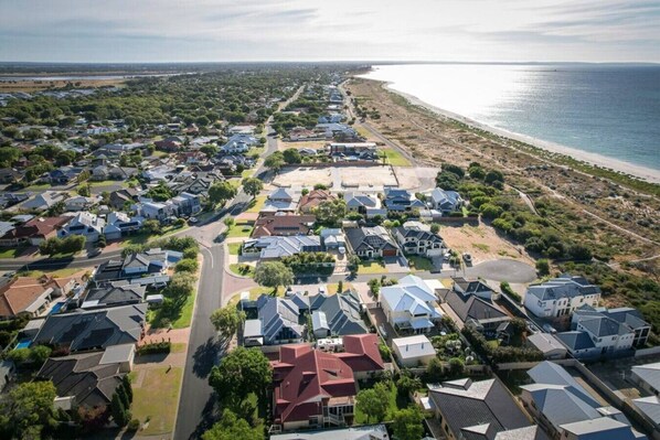 Aerial view - Relax to the Max - Pet Friendly Beach Retreat (Geographe)