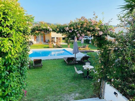 Pool. The Mansion of Dionisos and Dimitras 6
