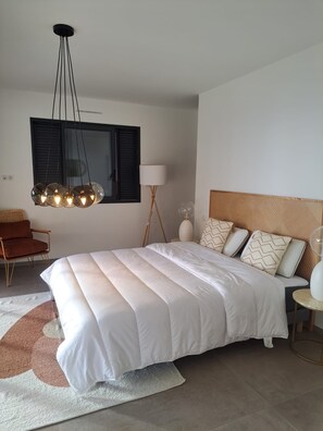 4 chambres, fer et planche à repasser, Wi-Fi, draps fournis