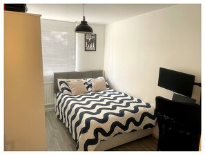 1 Schlafzimmer, Bügeleisen/Bügelbrett, WLAN, Bettwäsche
