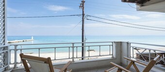 Pefkohori Blue View by Luxlikehome