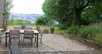 Renovated 1920s house, 15 minutes' walk from town center, quiet location.