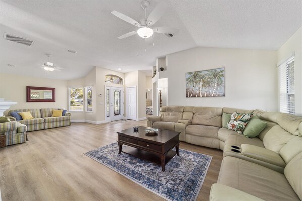 Téléviseur connecté, foyer