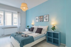 3 bedrooms, iron/ironing board, WiFi