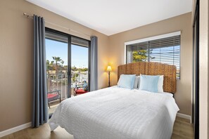 3 bedrooms, iron/ironing board, travel cot, WiFi