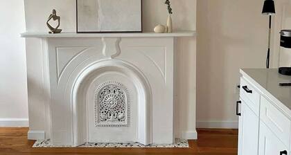 Brooklyn sleek studio apartment!