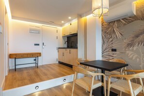 Standard Studio Suite | Private kitchen