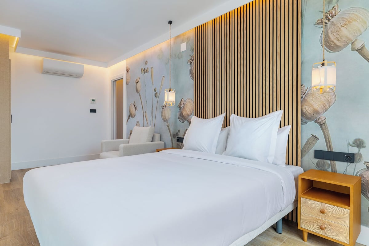 Studio Standard, terrasse | 1 chambre, accĂšs au Wi-Fi (inclus), literie fournie