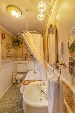 Hårtørrer, håndklæder, Sæbe, Shampoo