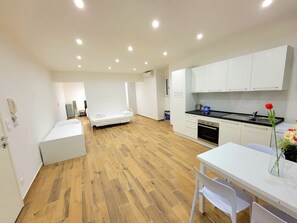1 chambre, fer et planche à repasser, Wi-Fi gratuit, draps fournis