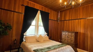 Luxury Double Room, 1 King Bed, Fireplace, Garden View