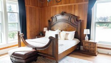 Luksus-dobbeltrom, 1 kingsize-seng, hageutsikt | Wi-fi (inkludert)